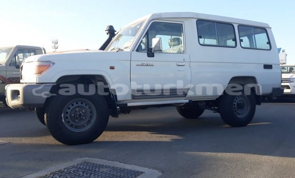Buy Import Toyota Land Cruiser White Car in Import - Dubai in Ahal Buy Import Toyota Land Cruiser White Car in Import - Dubai in Ahal