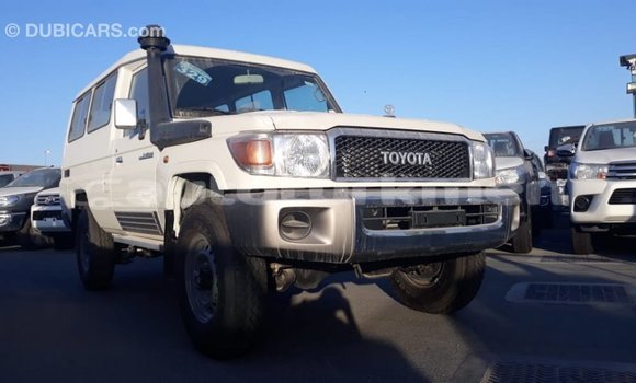 Buy Import Toyota Land Cruiser White Car in Import - Dubai in Ahal Buy Import Toyota Land Cruiser White Car in Import - Dubai in Ahal