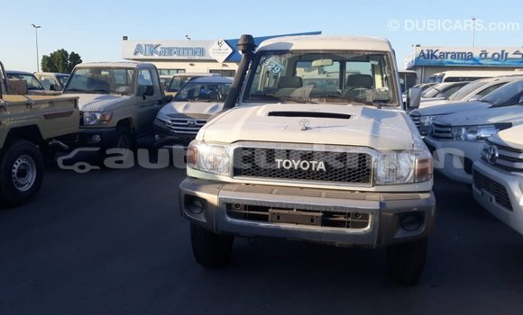 Buy Import Toyota Land Cruiser White Car in Import - Dubai in Ahal Buy Import Toyota Land Cruiser White Car in Import - Dubai in Ahal