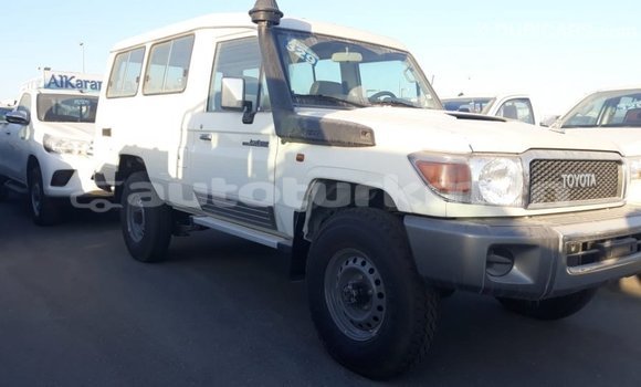 Buy Import Toyota Land Cruiser White Car in Import - Dubai in Ahal Buy Import Toyota Land Cruiser White Car in Import - Dubai in Ahal