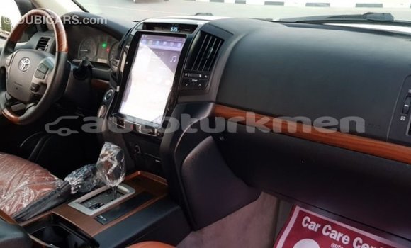 Buy Import Toyota Land Cruiser White Car in Import - Dubai in Ahal Buy Import Toyota Land Cruiser White Car in Import - Dubai in Ahal