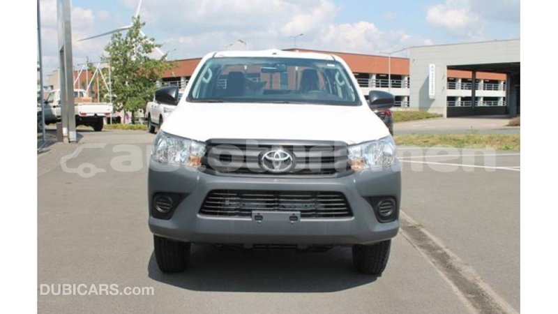 Big with watermark toyota hilux ahal import dubai 2874