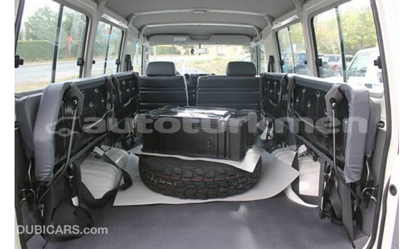 Buy Import Toyota Land Cruiser White Car in Import - Dubai in Ahal Buy Import Toyota Land Cruiser White Car in Import - Dubai in Ahal