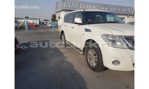 Buy Import Nissan Patrol White Car in Import - Dubai in Ahal Buy Import Nissan Patrol White Car in Import - Dubai in Ahal