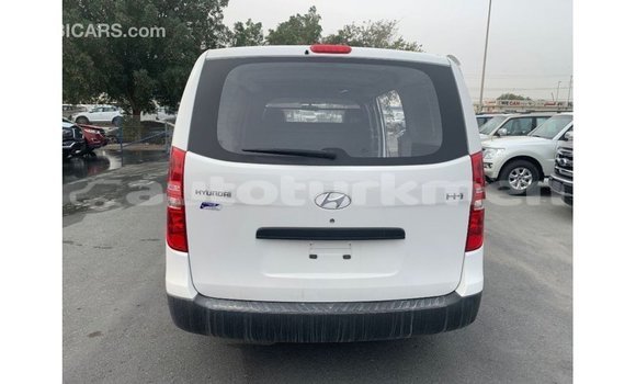 Buy Import Hyundai Cargo White Car in Import - Dubai in Ahal Buy Import Hyundai Cargo White Car in Import - Dubai in Ahal