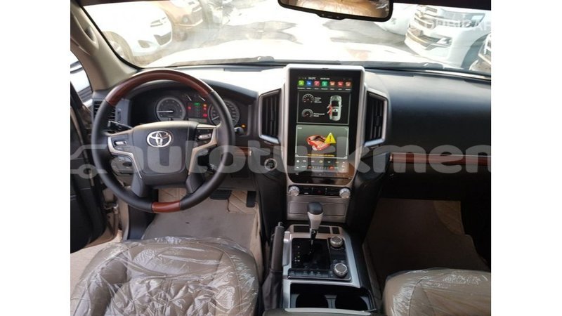 Big with watermark toyota land cruiser ahal import dubai 2886