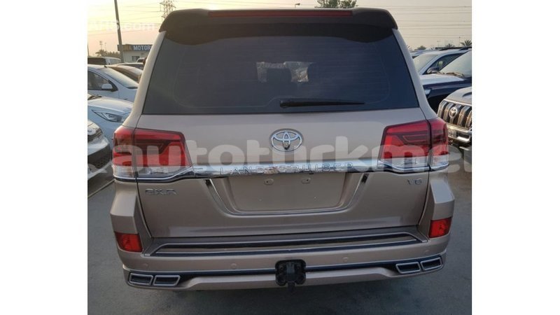 Big with watermark toyota land cruiser ahal import dubai 2886