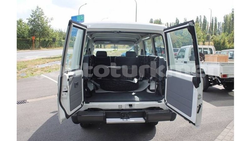 Big with watermark toyota land cruiser ahal import dubai 2888