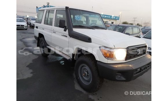 Buy Import Toyota Land Cruiser White Car in Import - Dubai in Ahal Buy Import Toyota Land Cruiser White Car in Import - Dubai in Ahal