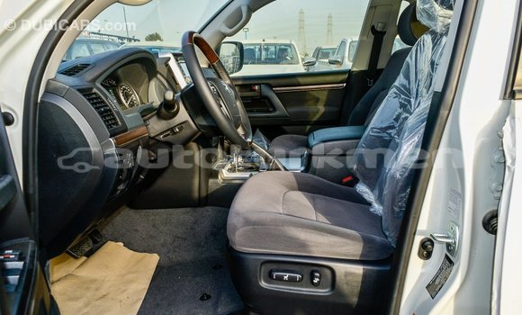 Buy Import Toyota Land Cruiser White Car in Import - Dubai in Ahal Buy Import Toyota Land Cruiser White Car in Import - Dubai in Ahal