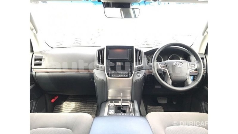Big with watermark toyota land cruiser ahal import dubai 2901
