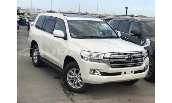 Buy Import Toyota Land Cruiser White Car in Import - Dubai in Ahal Buy Import Toyota Land Cruiser White Car in Import - Dubai in Ahal