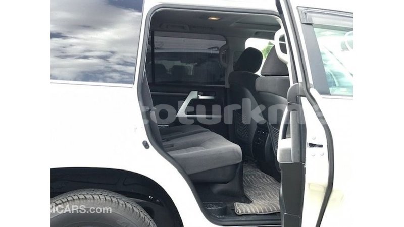 Big with watermark toyota land cruiser ahal import dubai 2901