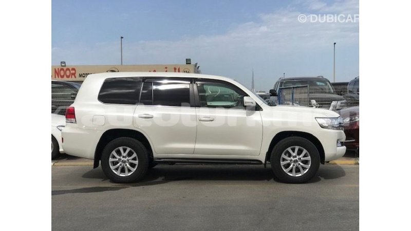 Big with watermark toyota land cruiser ahal import dubai 2901