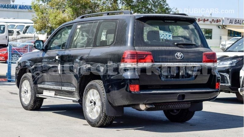 Big with watermark toyota land cruiser ahal import dubai 2904