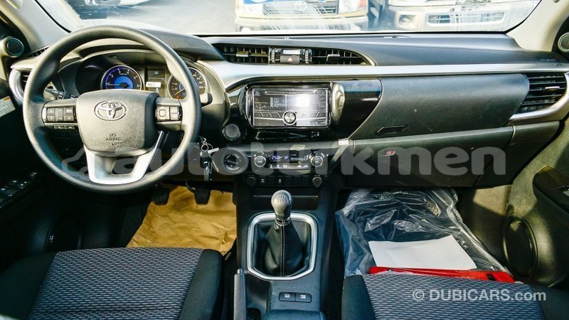 Big with watermark toyota hilux ahal import dubai 2907