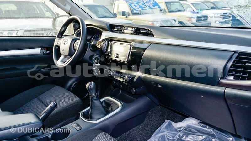 Big with watermark toyota hilux ahal import dubai 2907