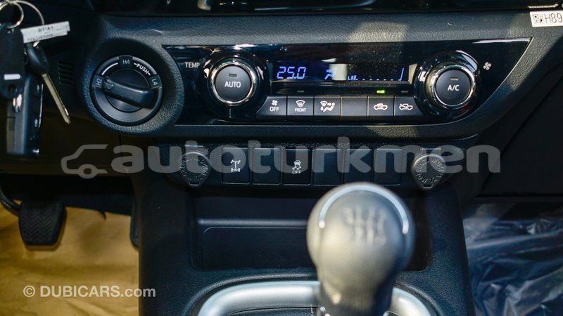 Big with watermark toyota hilux ahal import dubai 2907