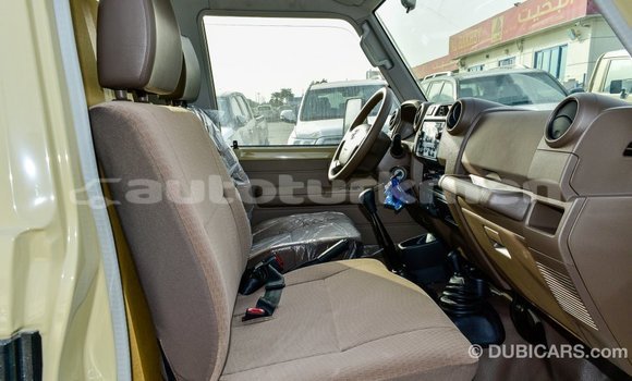Buy Import Toyota Land Cruiser Beige Car in Import - Dubai in Ahal Buy Import Toyota Land Cruiser Beige Car in Import - Dubai in Ahal