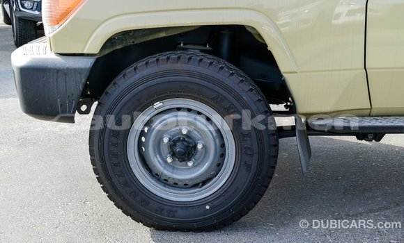 Buy Import Toyota Land Cruiser Beige Car in Import - Dubai in Ahal Buy Import Toyota Land Cruiser Beige Car in Import - Dubai in Ahal