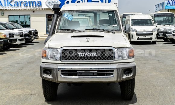 Buy Import Toyota Land Cruiser White Car in Import - Dubai in Ahal Buy Import Toyota Land Cruiser White Car in Import - Dubai in Ahal