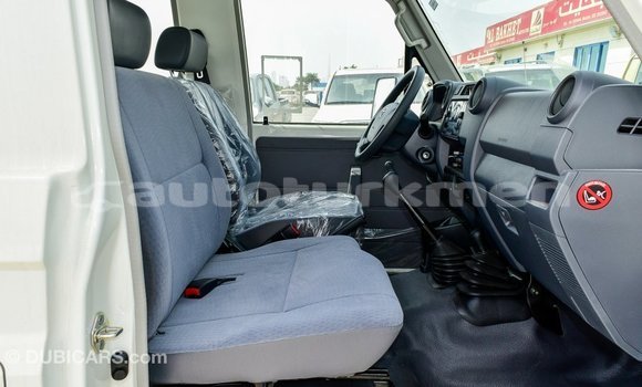 Buy Import Toyota Land Cruiser White Car in Import - Dubai in Ahal Buy Import Toyota Land Cruiser White Car in Import - Dubai in Ahal