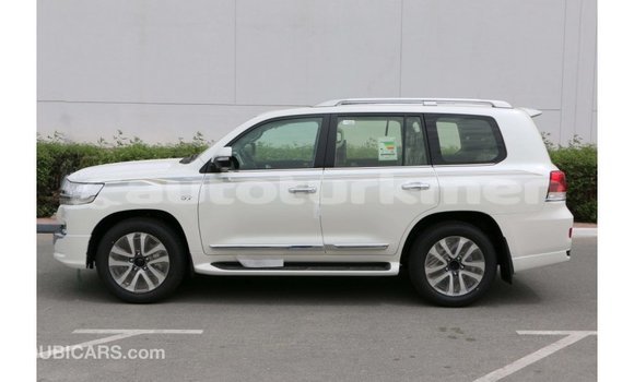 Buy Import Toyota Land Cruiser White Car in Import - Dubai in Ahal Buy Import Toyota Land Cruiser White Car in Import - Dubai in Ahal