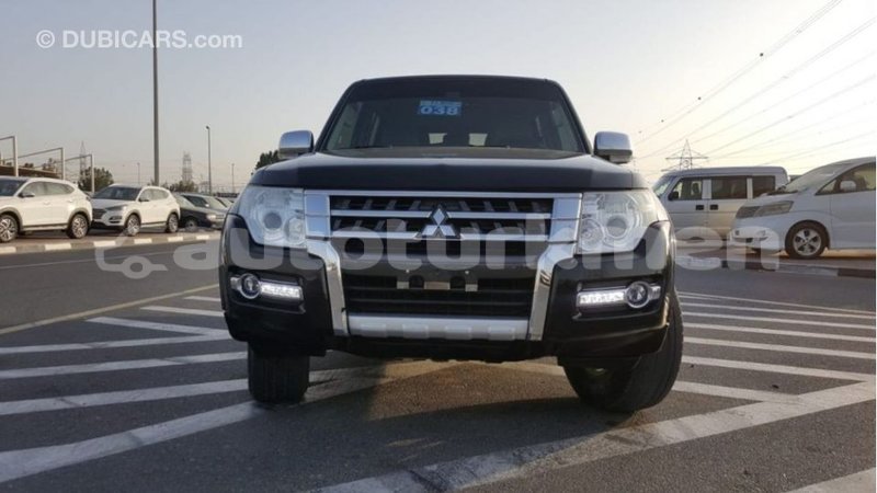 Big with watermark mitsubishi pajero ahal import dubai 2918
