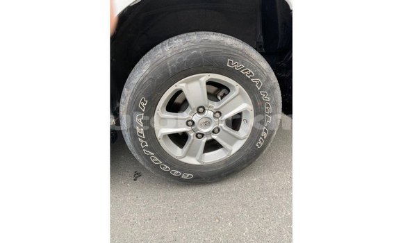 Buy Import Toyota Sequoia White Car in Import - Dubai in Ahal Buy Import Toyota Sequoia White Car in Import - Dubai in Ahal