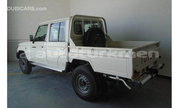 Buy Import Toyota Land Cruiser White Car in Import - Dubai in Ahal Buy Import Toyota Land Cruiser White Car in Import - Dubai in Ahal