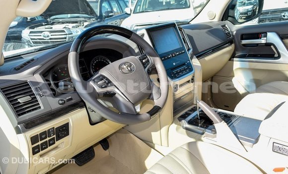 Buy Import Toyota Land Cruiser White Car in Import - Dubai in Ahal Buy Import Toyota Land Cruiser White Car in Import - Dubai in Ahal