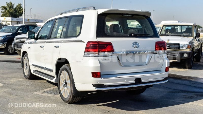 Big with watermark toyota land cruiser ahal import dubai 2944