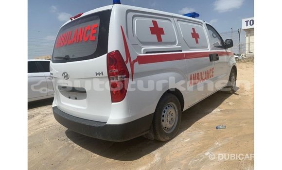 Buy Import Hyundai Chorus White Truck in Import - Dubai in Ahal Buy Import Hyundai Chorus White Truck in Import - Dubai in Ahal