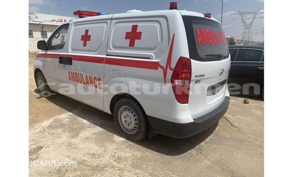 Buy Import Hyundai Chorus White Truck in Import - Dubai in Ahal Buy Import Hyundai Chorus White Truck in Import - Dubai in Ahal