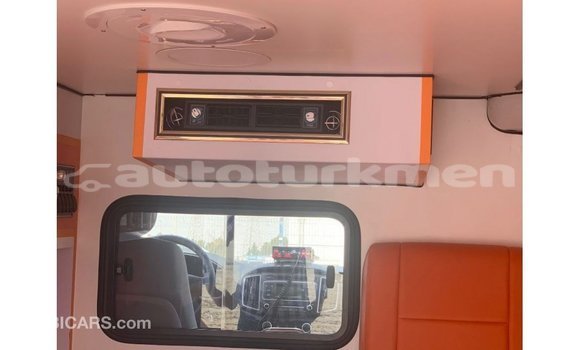 Buy Import Hyundai Chorus White Truck in Import - Dubai in Ahal Buy Import Hyundai Chorus White Truck in Import - Dubai in Ahal