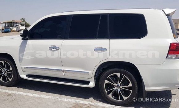 Buy Import Toyota Land Cruiser White Car in Import - Dubai in Ahal Buy Import Toyota Land Cruiser White Car in Import - Dubai in Ahal