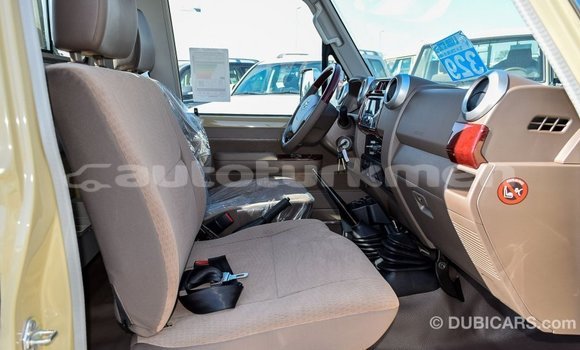 Buy Import Toyota Land Cruiser Beige Car in Import - Dubai in Ahal Buy Import Toyota Land Cruiser Beige Car in Import - Dubai in Ahal