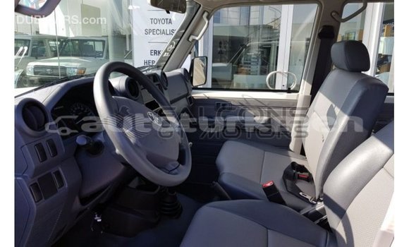 Buy Import Toyota Land Cruiser White Car in Import - Dubai in Ahal Buy Import Toyota Land Cruiser White Car in Import - Dubai in Ahal