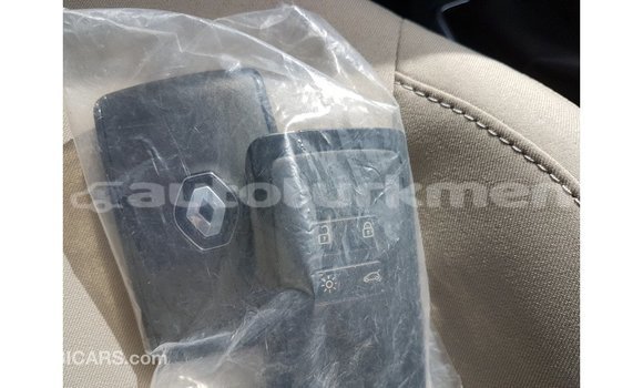 Buy Import Renault 19 Green Car in Import - Dubai in Ahal Buy Import Renault 19 Green Car in Import - Dubai in Ahal