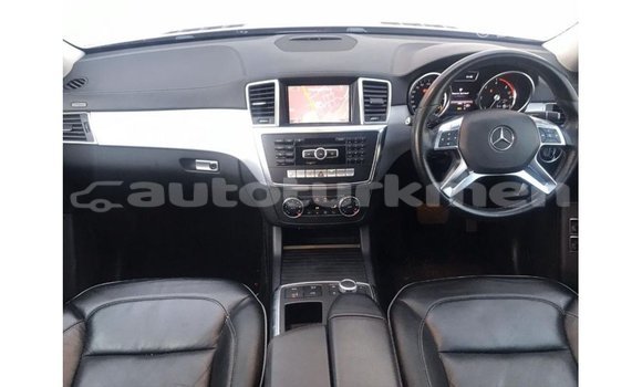 Buy Import Mercedes-Benz 190 Red Car in Import - Dubai in Ahal Buy Import Mercedes-Benz 190 Red Car in Import - Dubai in Ahal