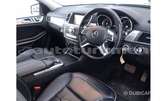 Buy Import Mercedes-Benz 190 Red Car in Import - Dubai in Ahal Buy Import Mercedes-Benz 190 Red Car in Import - Dubai in Ahal