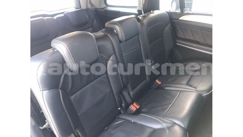 Big with watermark mercedes benz 190 ahal import dubai 3000