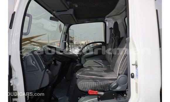Buy Import Isuzu FTR 850 White Truck in Import - Dubai in Ahal