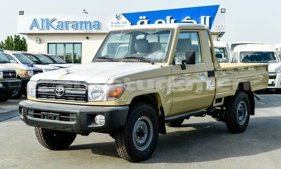 Buy Import Toyota Land Cruiser Beige Car in Import - Dubai in Ahal Buy Import Toyota Land Cruiser Beige Car in Import - Dubai in Ahal