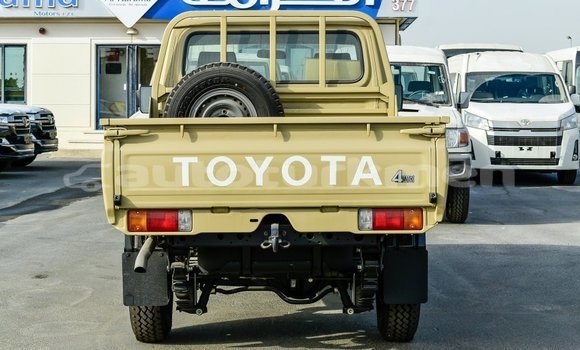 Buy Import Toyota Land Cruiser Beige Car in Import - Dubai in Ahal Buy Import Toyota Land Cruiser Beige Car in Import - Dubai in Ahal