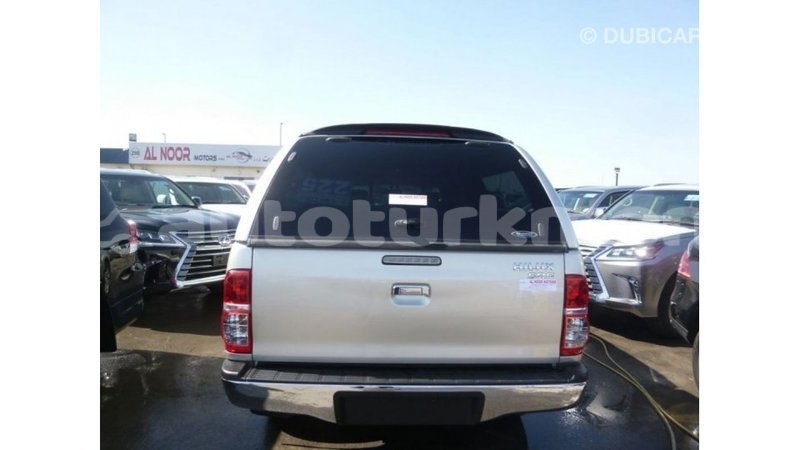 Big with watermark toyota hilux ahal import dubai 3022