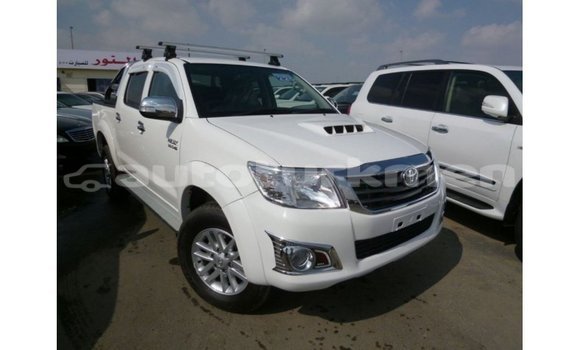 Buy Import Toyota Hilux White Car in Import - Dubai in Ahal Buy Import Toyota Hilux White Car in Import - Dubai in Ahal