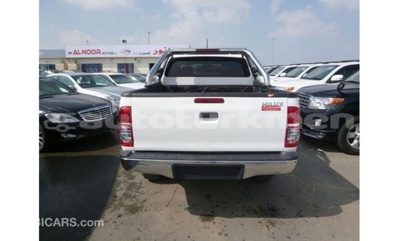 Buy Import Toyota Hilux White Car in Import - Dubai in Ahal Buy Import Toyota Hilux White Car in Import - Dubai in Ahal