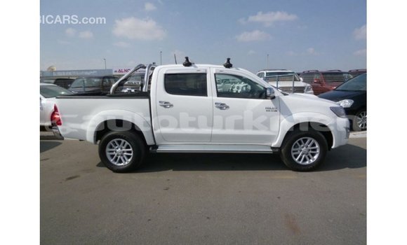 Buy Import Toyota Hilux White Car in Import - Dubai in Ahal Buy Import Toyota Hilux White Car in Import - Dubai in Ahal
