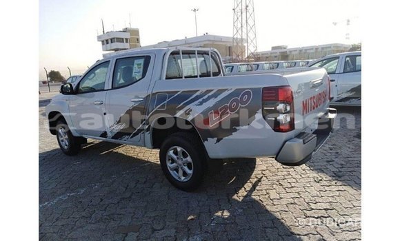 Buy Import Mitsubishi L200 White Car in Import - Dubai in Ahal Buy Import Mitsubishi L200 White Car in Import - Dubai in Ahal